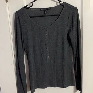 Whitehouse black market small long sleeve shirt